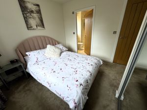 Guest Bedroom- click for photo gallery